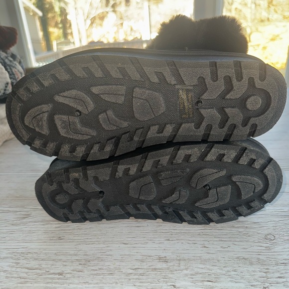 Faux Fur Lined Pom Pom Platform Ankle Booties Black Winter Boots Size 9 - Picture 9 of 14